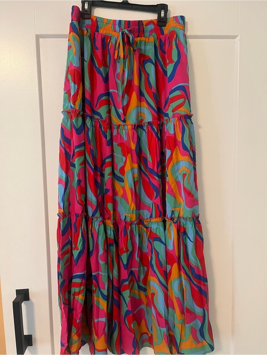 Dresses & Skirts - Maxi skirt- tropical/summer print